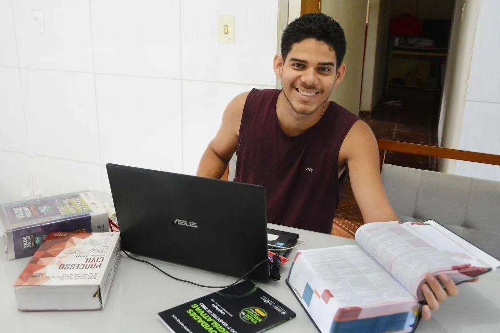 Prefeitura%20de%20João%20Pessoa%20inicia%20atualização%20cadastral%20do%20Apoio%20Universitário%20na%20próxima%20segunda feira