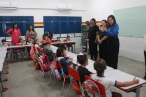 Prefeitura de João Pessoa abre ano letivo 2025 para 76 mil alunos na Rede Municipal de Ensino