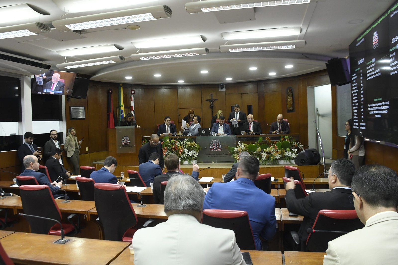 CMJP aprova regulamentação de sanções e multas por descarte irregular de resíduos