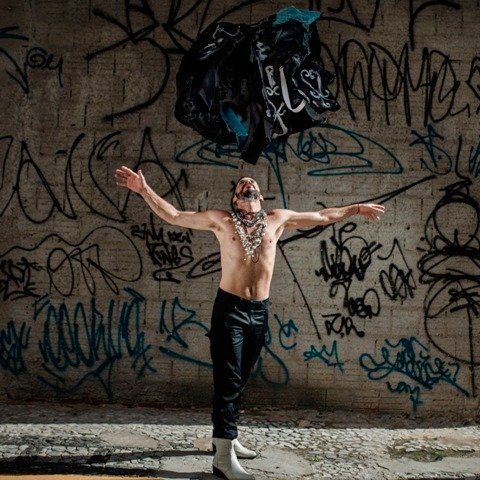 Almério apresenta o show “Nesse Exato Momento” no Projeto Seis e Meia, dia 7 de agosto, em João Pessoa