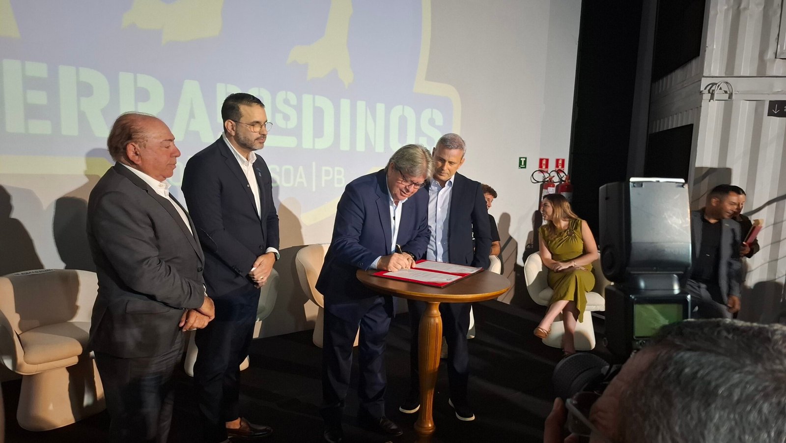 parque terra dos dinos e reconhecido pela onu por boas praticas ambientais e anuncia expansao para joao pessoa guarapari e interior de sp 5 scaled