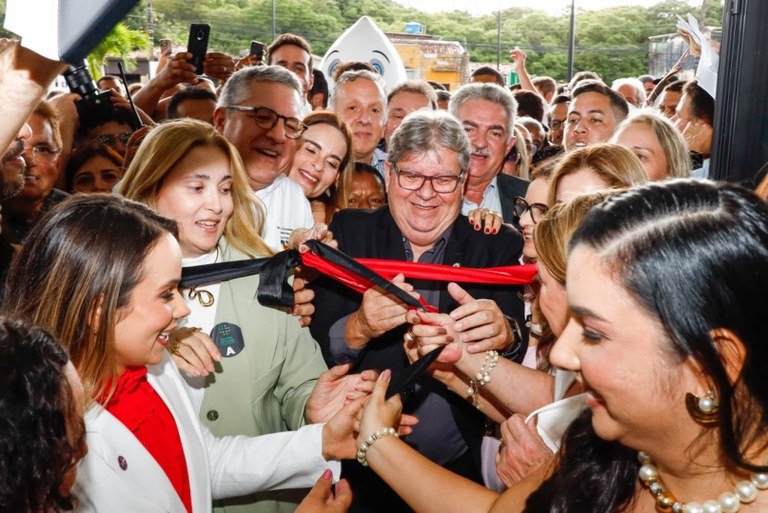 440 anos de João Pessoa: João Azevêdo inaugura Hospital da Mulher ao lado do ministro Alexandre Padilha e destaca estrutura moderna e humanizada do equipamento