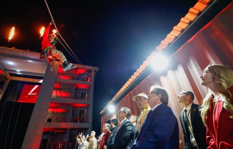 João Azevêdo entrega Centro de Treinamento do Corpo de Bombeiros e destaca investimentos na qualificação das Forças de Segurança