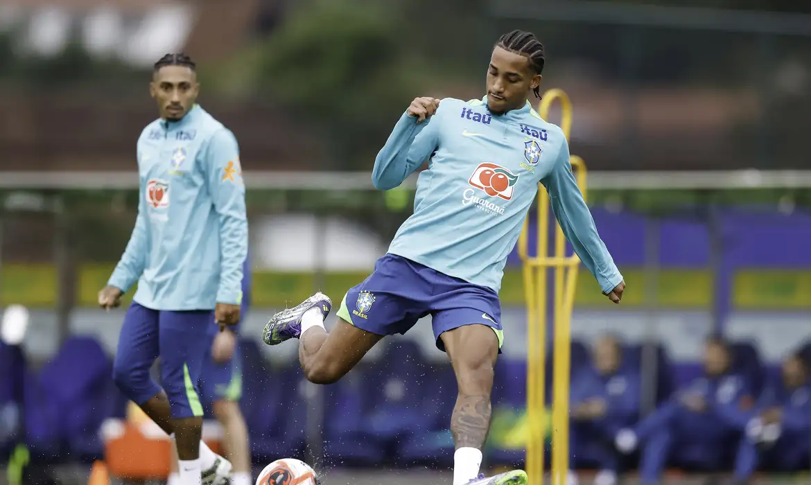 brasil enfrenta bolivia em seu ultimo compromisso pelas eliminatorias