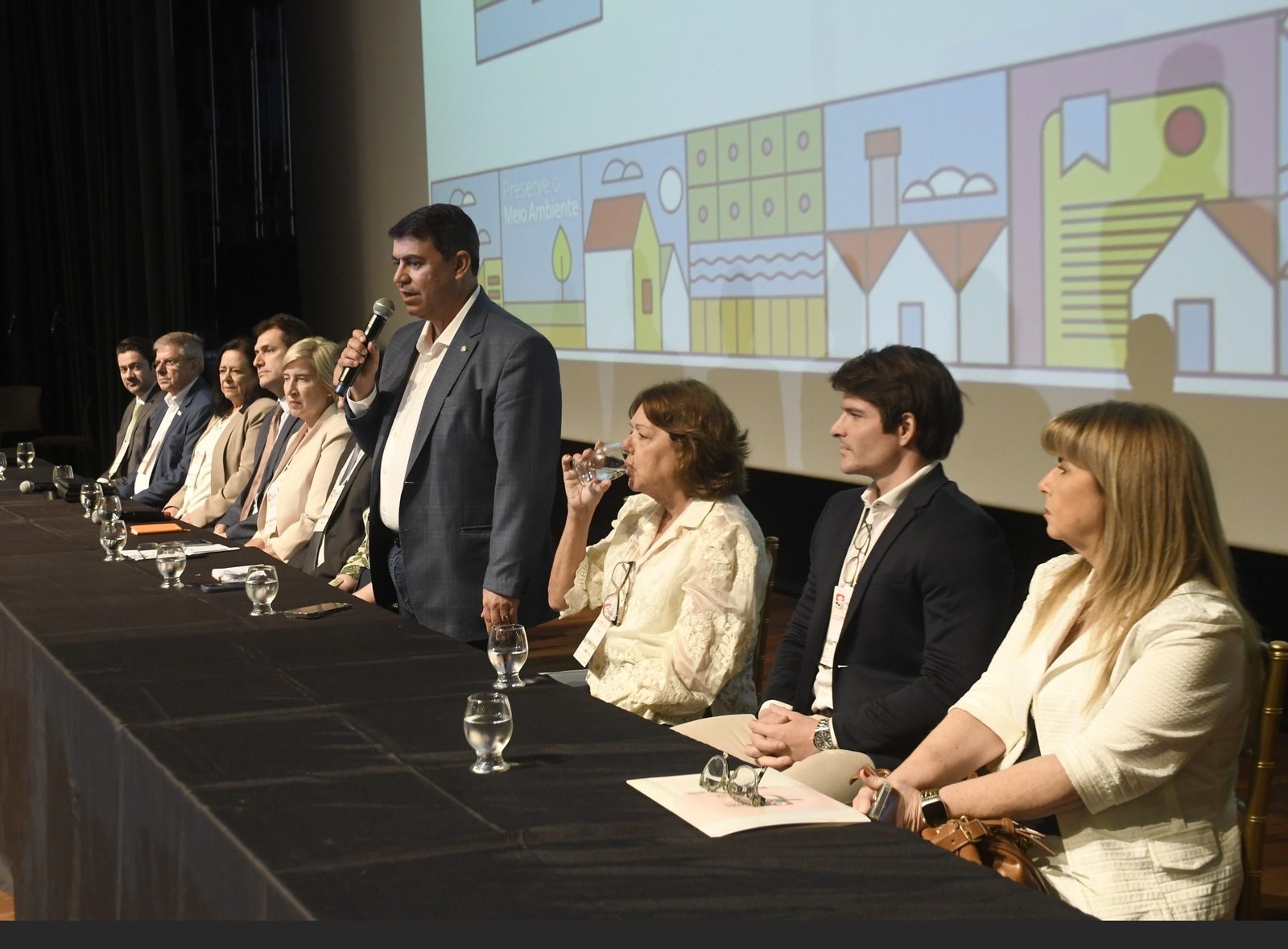 Câmara de JP prestigia Fórum Nacional de Habitação de Interesse Social