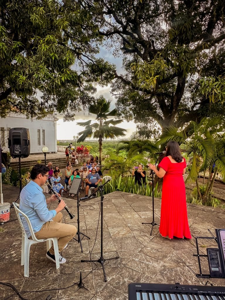 Sol Maior desta sexta-feira terá duo de violões com Fábio Cavalcanti e Archidy Picado