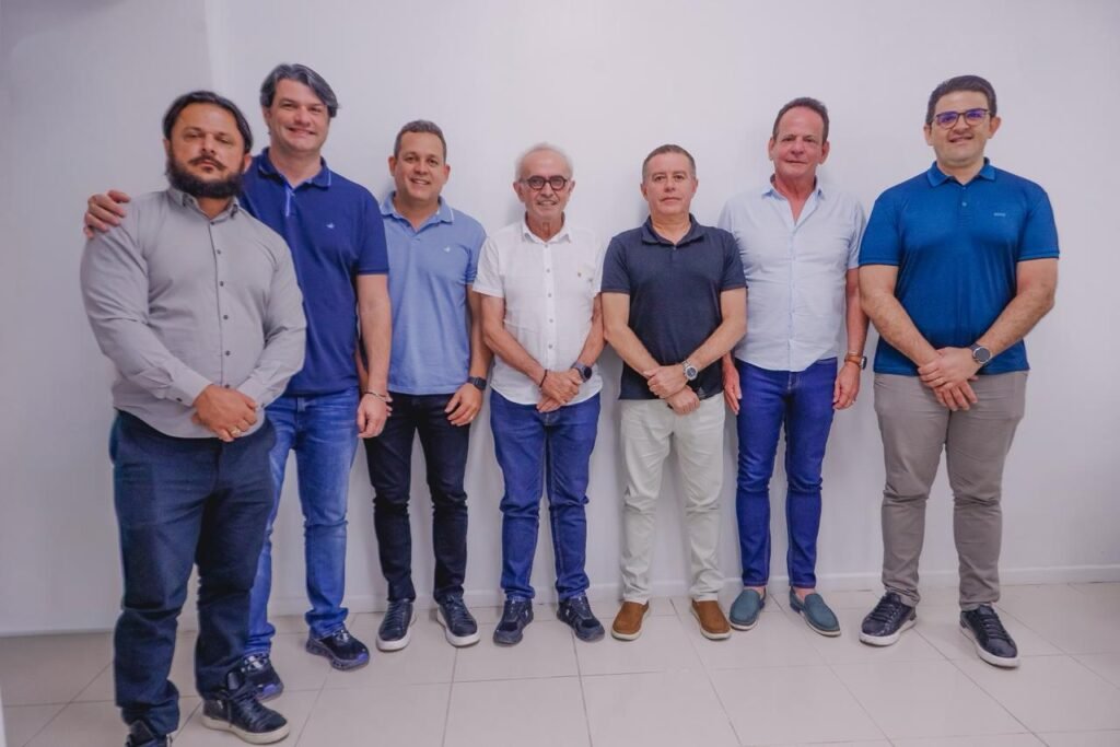 cicero lucena confirma retorno de joao almeida a secretaria de seguranca urbana e reforca parceria com o pdt