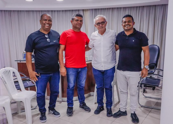 Cícero Lucena recebe apoio de ex-prefeito de Tenório e vereadores de Juarez Távora