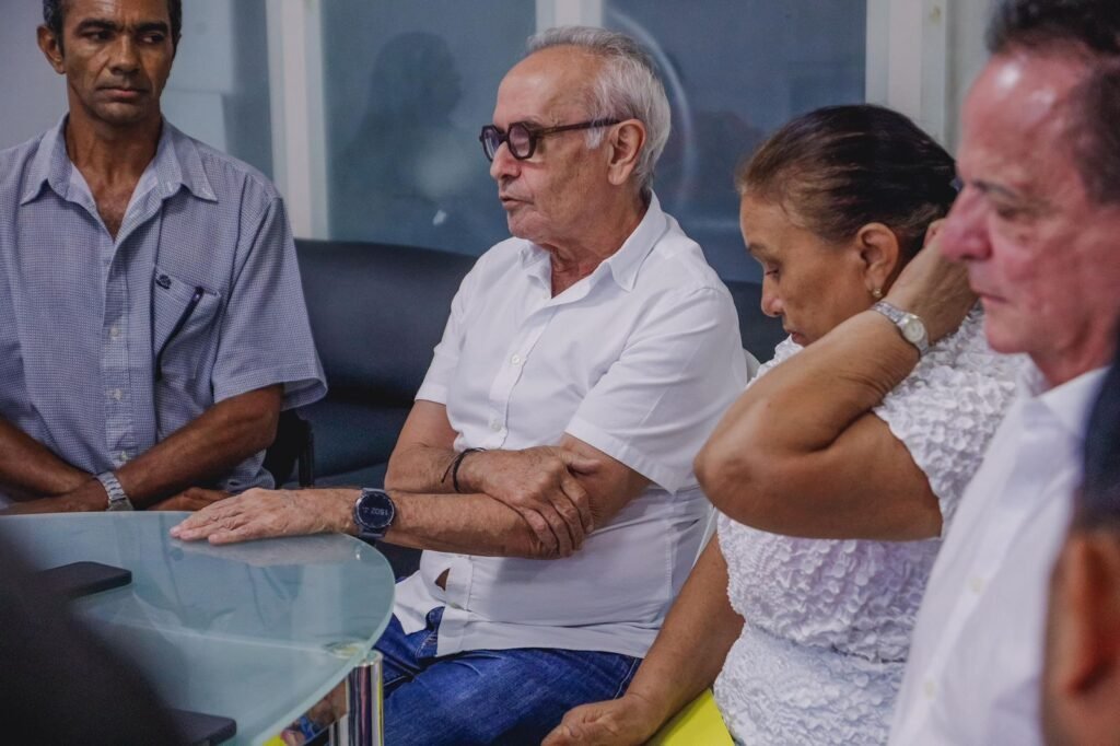 grupo do pdt que obteve 33 mil votos em joao pessoa anuncia apoio a pre candidatura de cicero lucena