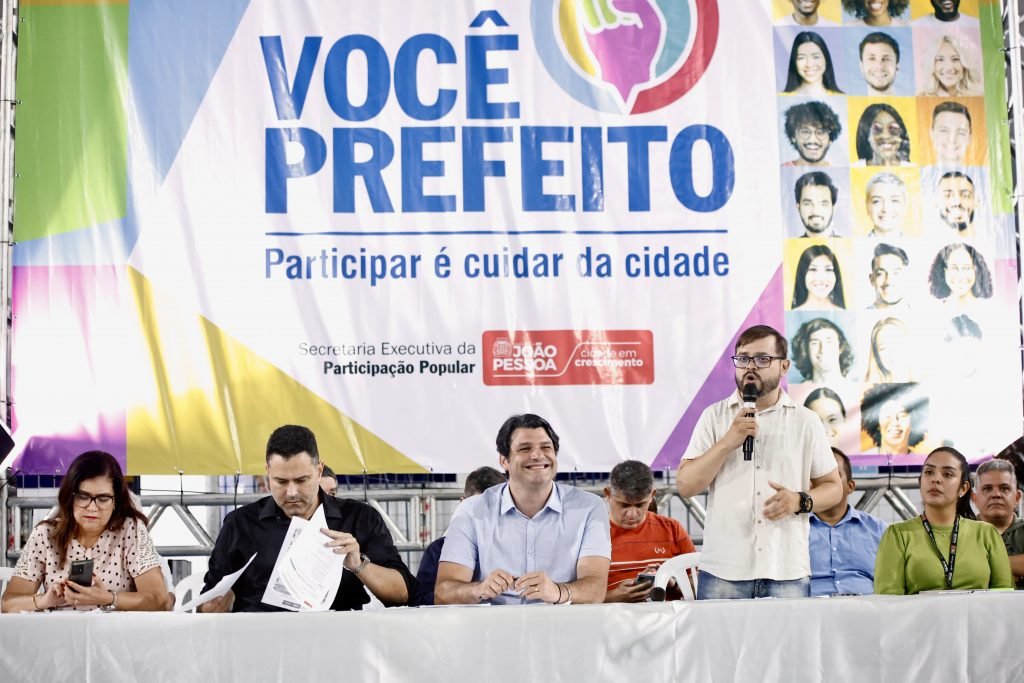 leo bezerra destaca importancia do dialogo e de estar lado a lado com a populacao durante audiencia publica do voce prefeito