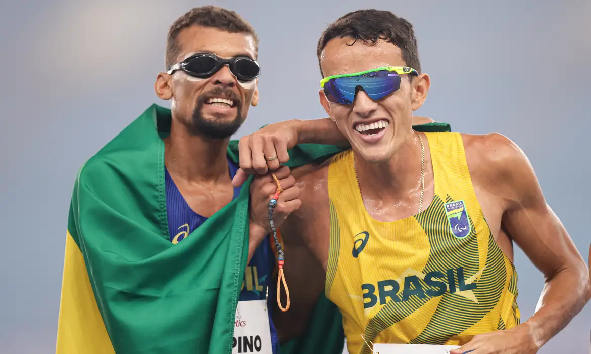mundial de atletismo brasil garante mais 14 podios em nova deli