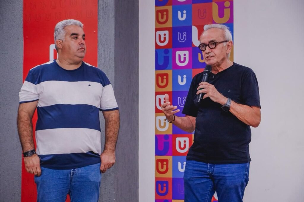 cicero lucena fala para profissionais e estudantes de medicina veterinaria como joao pessoa se tornou referencia em politicas pet 1