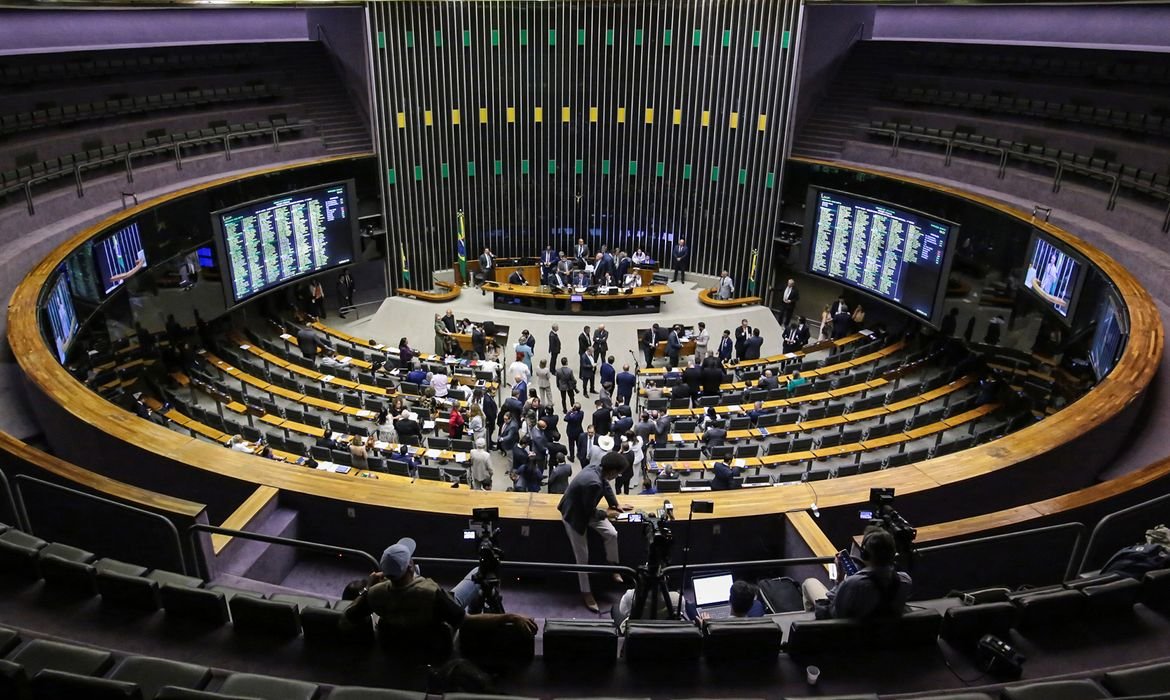 Congresso entra na reta final de atividades do ano
