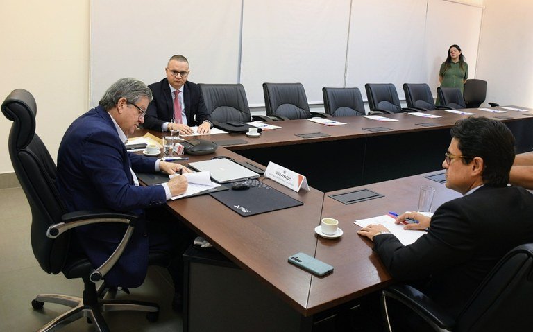 Governo e Procuradoria-Geral de Justiça assinam decreto para destinação de recursos de operações policiais para a Segurança e Ministério Público