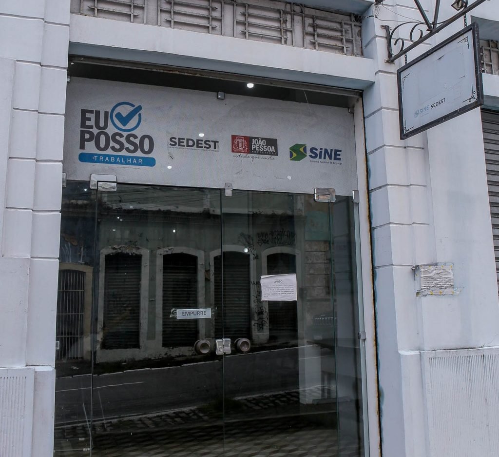 Sine-JP oferece 931 vagas, com destaque para telemarketing, linha de produção e atendente de lanchonete