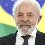 Antes de viagem ao Panamá, Lula conversa com presidente Mulino