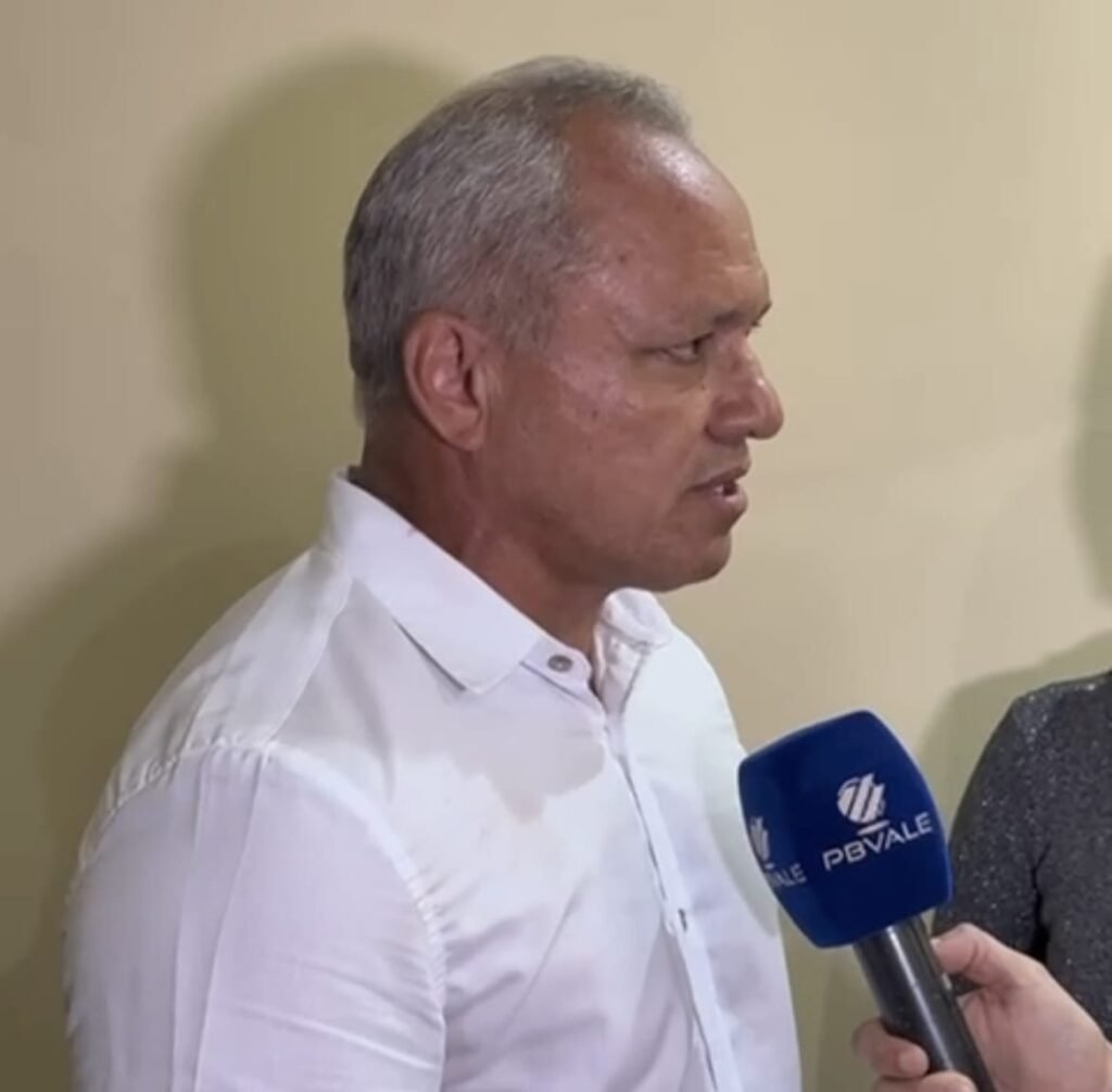 Ex-prefeito Paulo Sérgio, principal liderança de oposição em Marcação, declara apoio a Cícero Lucena ao Governo da Paraíba 3 ex prefeito paulo sergio principal lideranca de oposicao em marcacao declara apoio a cicero lucena ao governo da paraiba