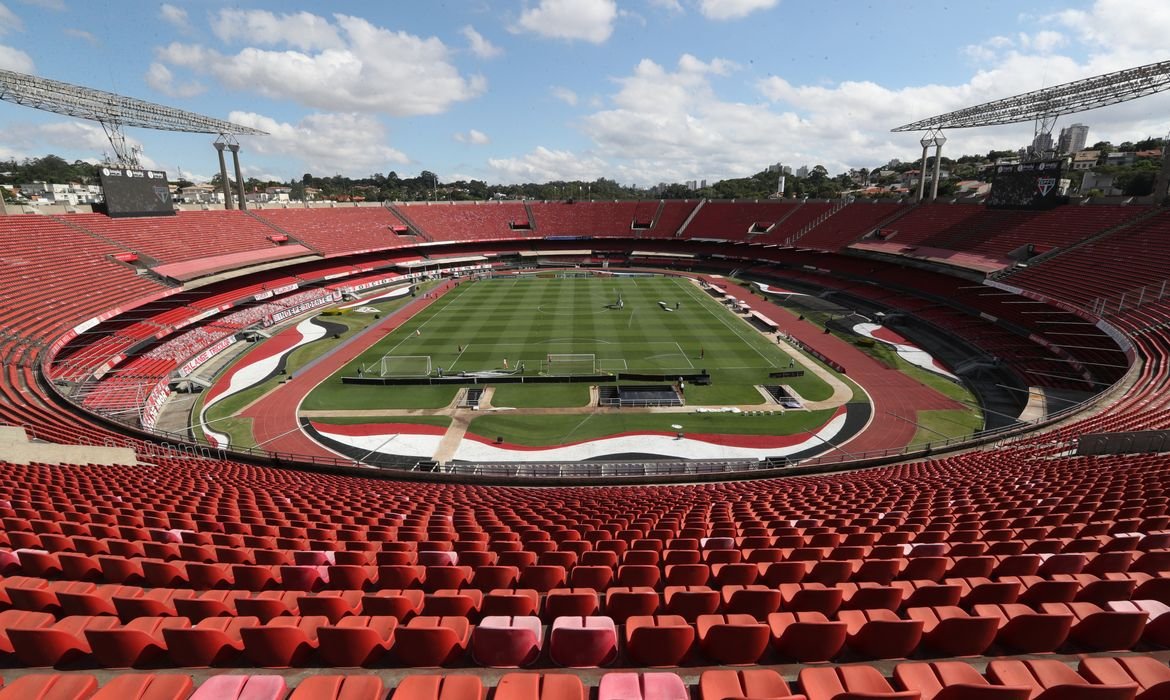 Polícia faz operação contra venda de ingressos ilegais no Morumbis