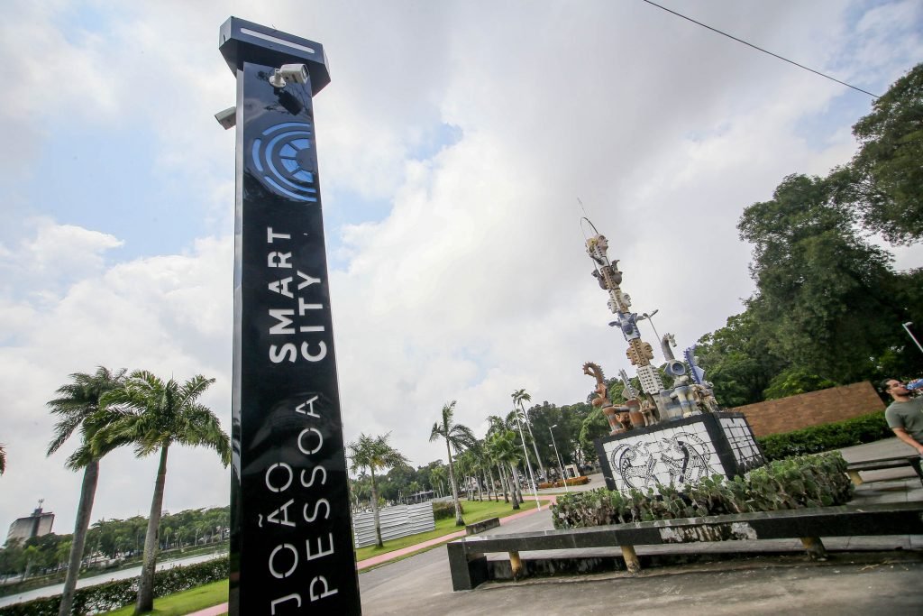 Prefeitura esclarece que câmeras do projeto Smart City são para prevenção de ocorrências e apoio à gestão urbana