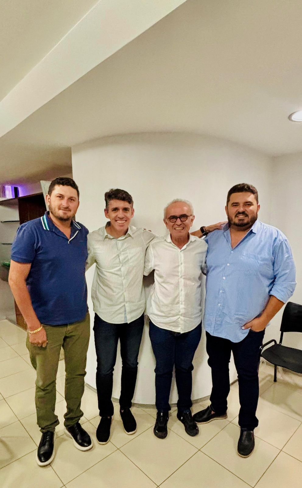 Célio Barbosa e lideranças da oposição de São João do Tigre declaram apoio a Cícero Lucena