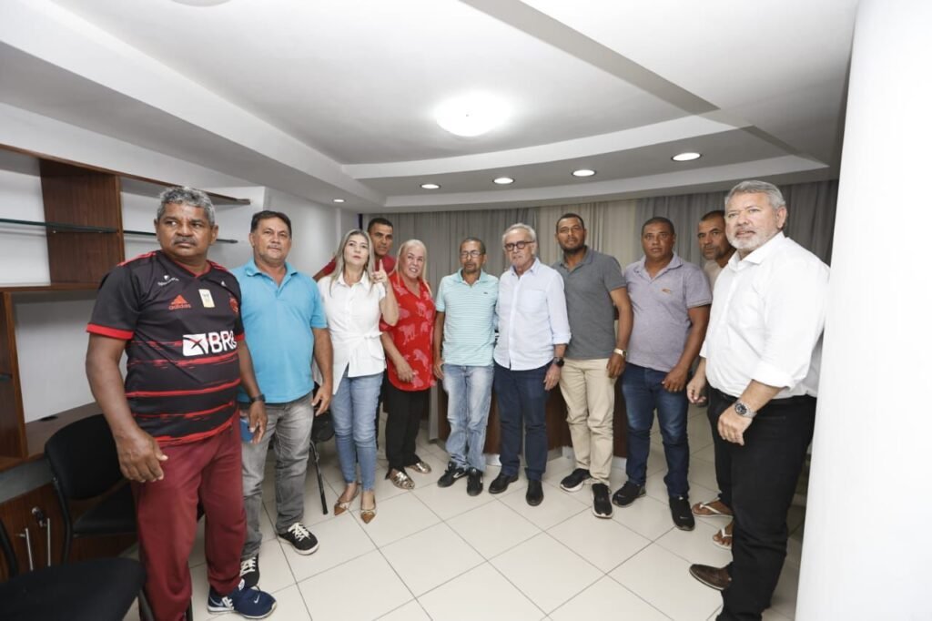 cicero lucena recebe apoio de liderancas do conde e pitimbu para o governo do estado