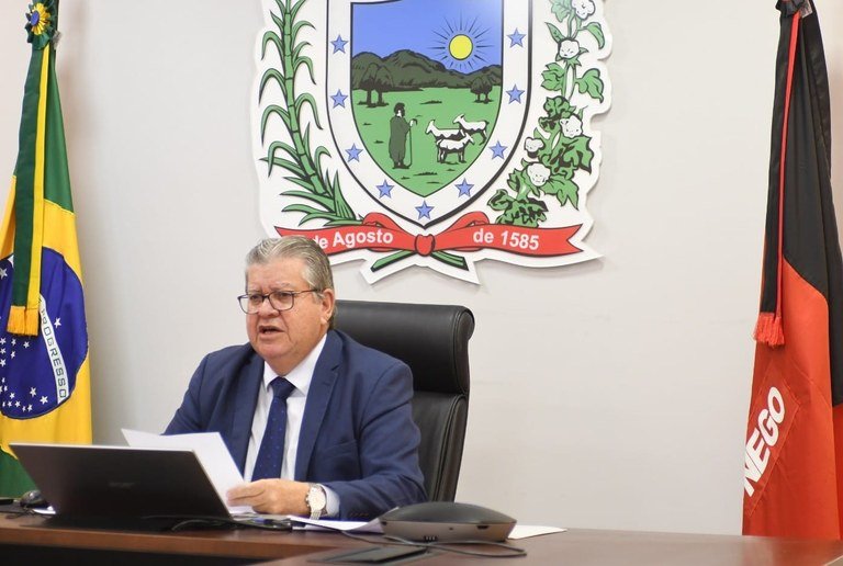 joao azevedo faz balanco dos sete anos de gestao e destaca compromisso com os paraibanos em mensagem a alpb