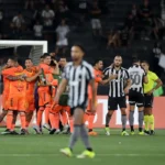 Botafogo cai para o Barcelona e fica fora da Libertadores