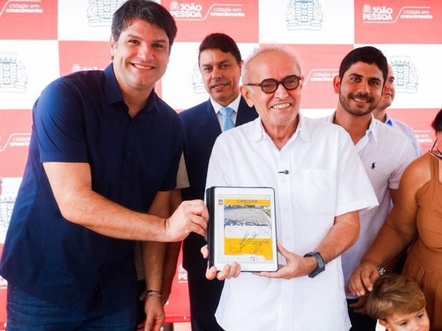 Cícero Lucena autoriza pavimentação em mais 21 ruas do Colinas do Sul e celebra R$ 40 milhões na infraestrutura do bairro