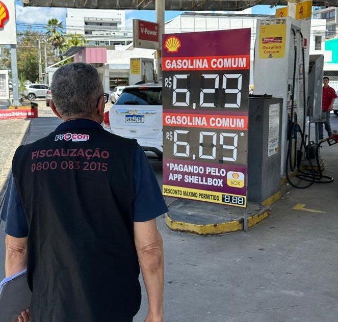 Procon-JP autua 13 distribuidoras de combustíveis por sonegar informações; fiscalização aos postos continua