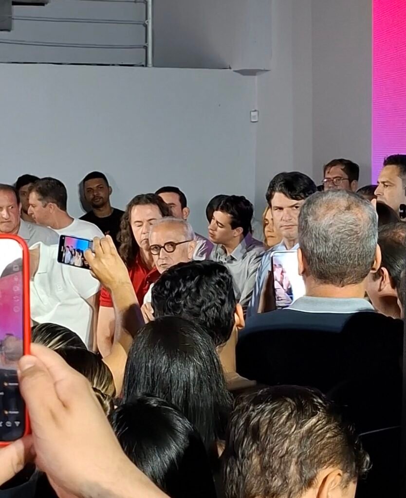 cicero lucena deixa a pmjp e diz sim a paraiba ao anunciar pre candidatura ao governo