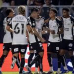 Corinthians vence o Barra pela Copa do Brasil e leva vantagem para a Neo Química Arena