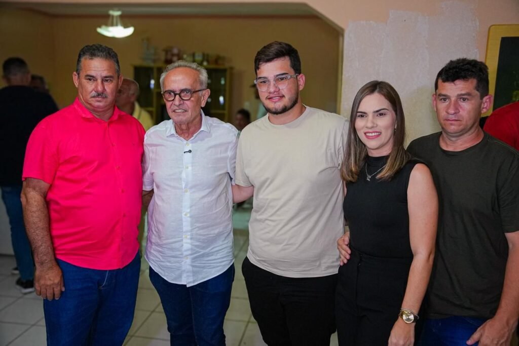 em areia de baraunas cicero se reune com apoiadores de 12 municipios e reforca pre campanha pelo estado 7