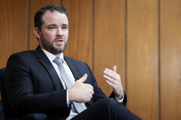 Governo prepara programa de renegociação de dívidas com descontos de até 90% e uso do FGTS