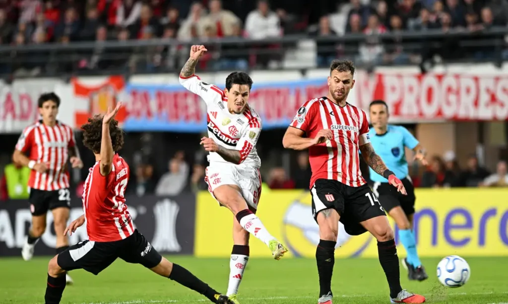 libertadores flamengo segura empate com estudiantes na argentina