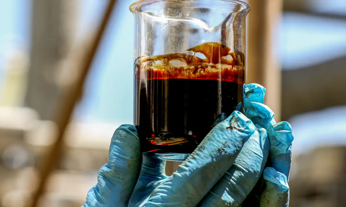 Preço do petróleo sobe após pronunciamento de Trump