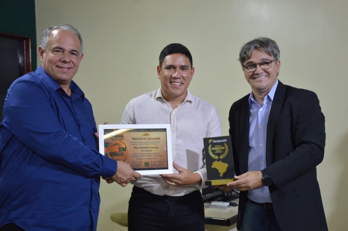 trofeu fenacom guarabira celebra noite de homenagens aos comunicadores do brejo paraibano 1
