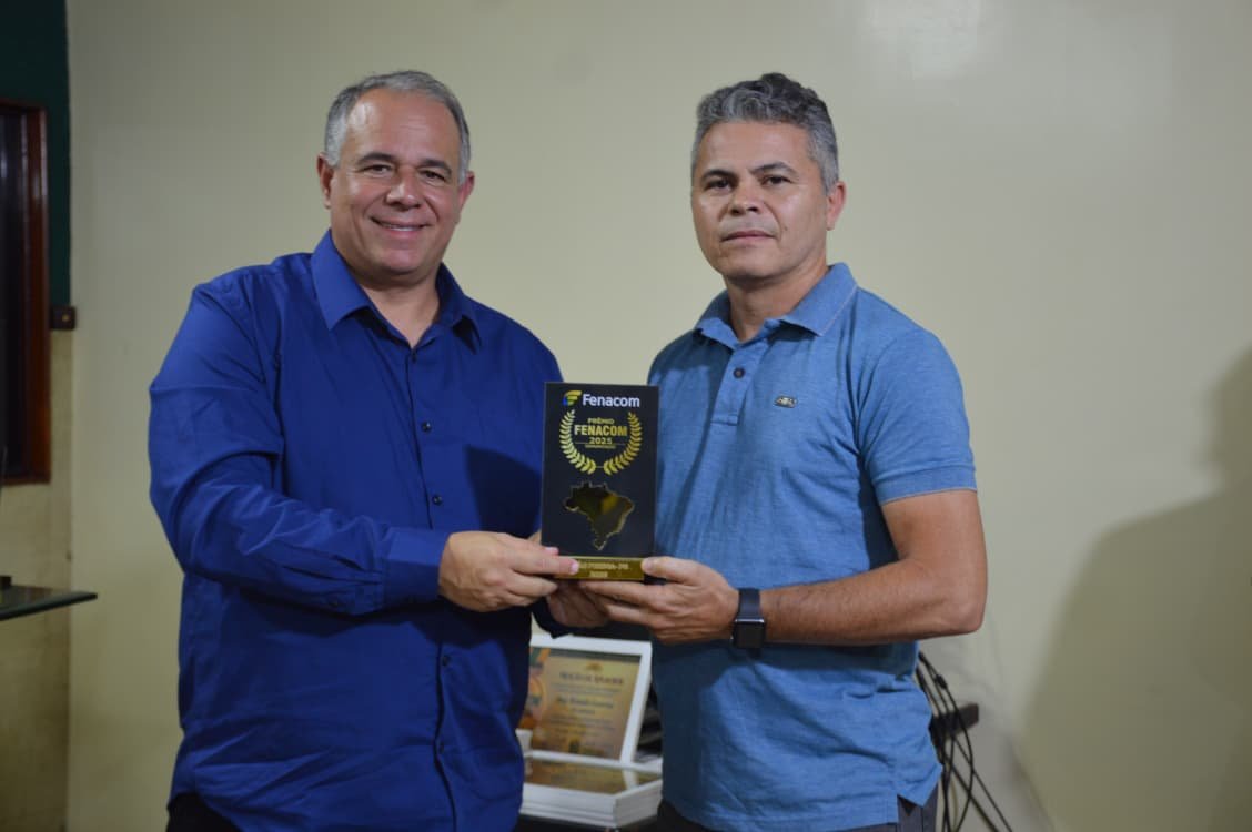 trofeu fenacom guarabira celebra noite de homenagens aos comunicadores do brejo paraibano 14