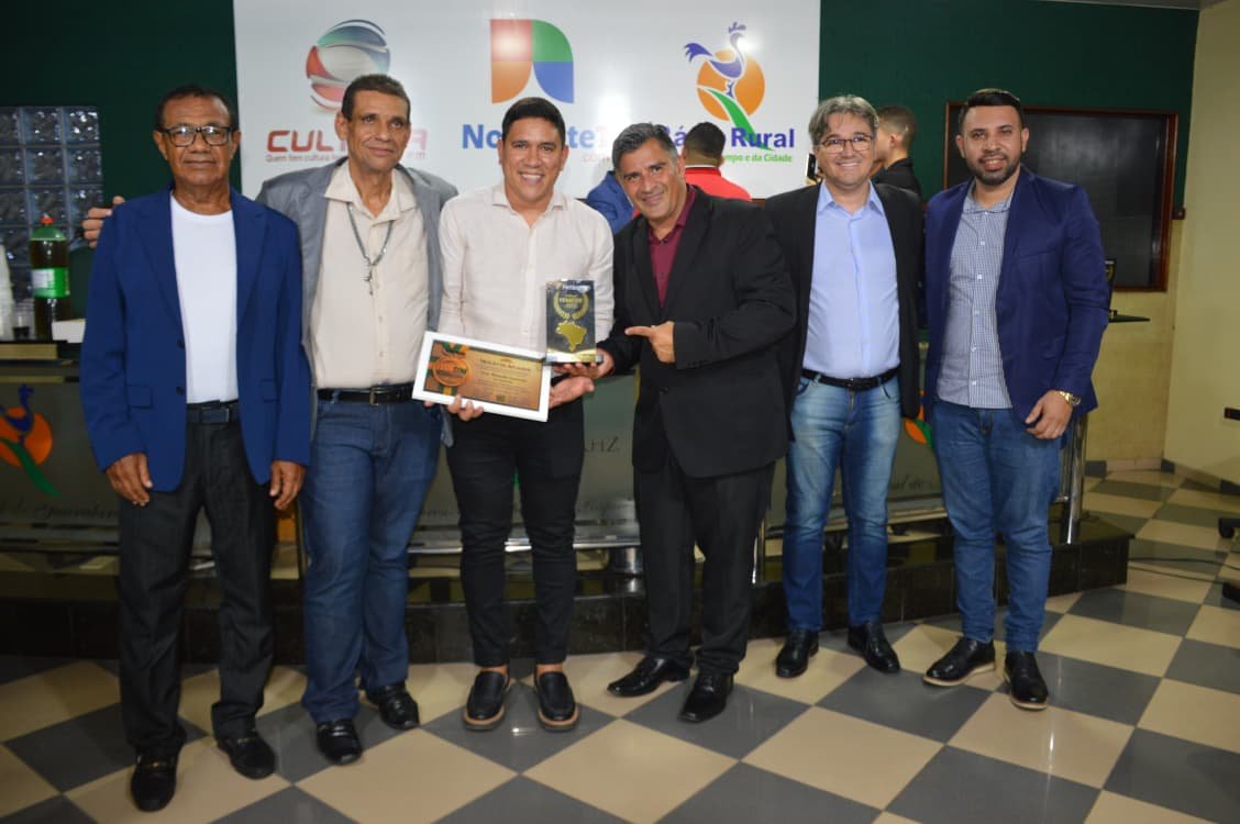 trofeu fenacom guarabira celebra noite de homenagens aos comunicadores do brejo paraibano 22