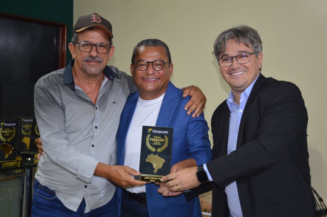 trofeu fenacom guarabira celebra noite de homenagens aos comunicadores do brejo paraibano 7