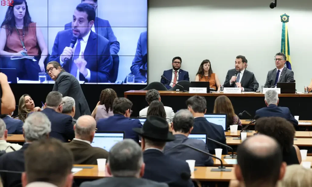 boulos critica compensacao a empresas pelo fim da escala 6x1 1