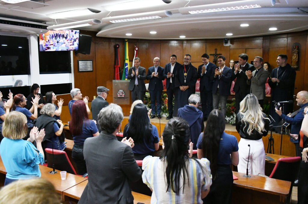 Instituto Beneditino em Adoração recebe Medalha de São Bento 5 instituto beneditino em adoracao recebe medalha de sao bento