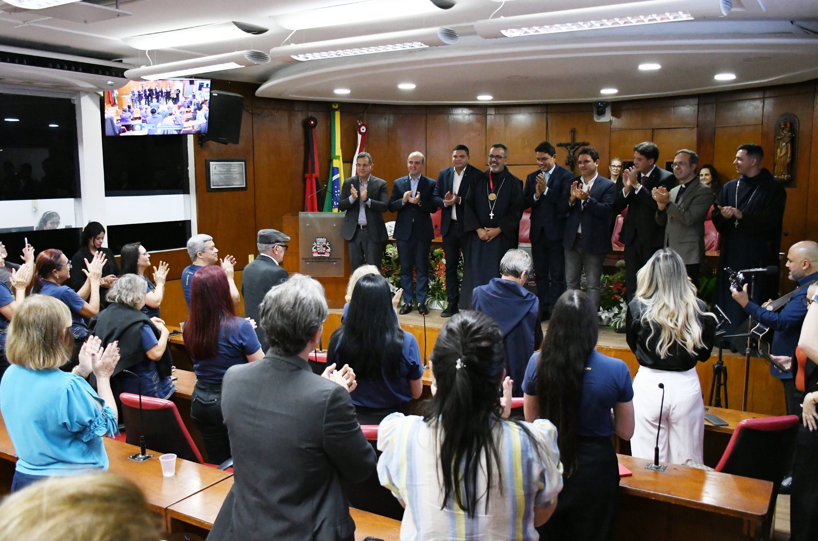 Instituto Beneditino em Adoração recebe Medalha de São Bento