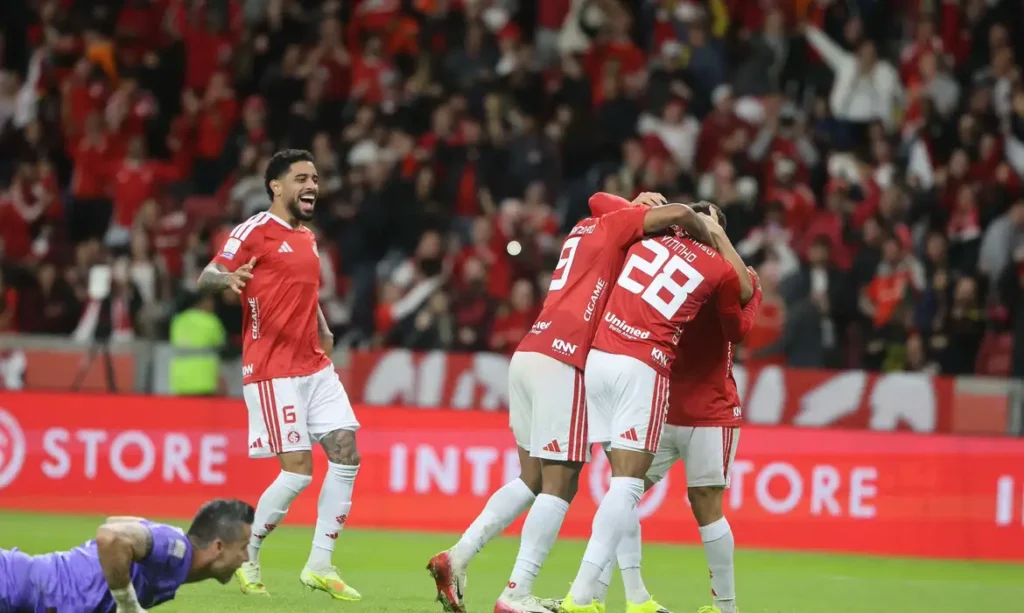inter faz 2 a 0 no fluminense e se distancia do z4 do brasileirao