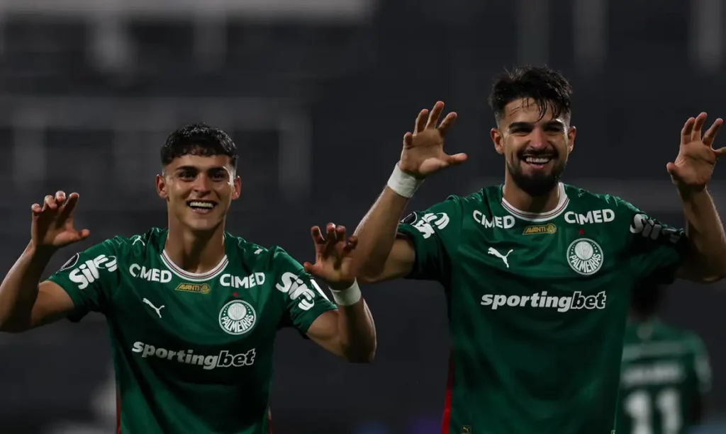 libertadores palmeiras vence sporting cristal e assume ponta de grupo
