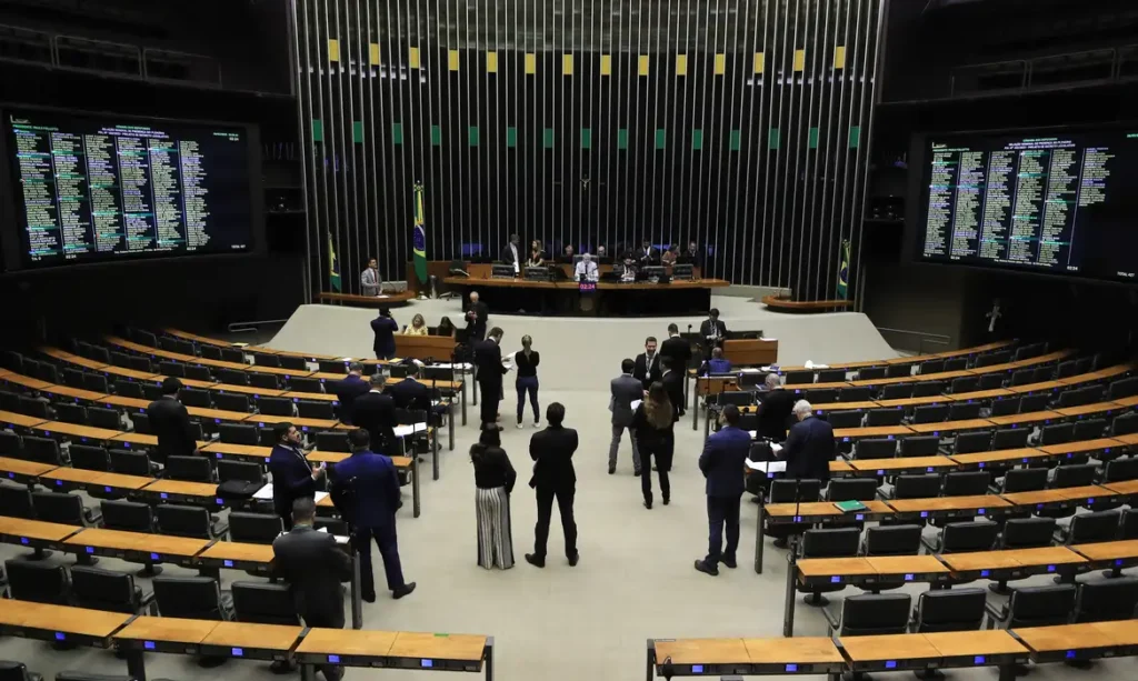 minirreforma eleitoral reduz controle de gastos partidarios entenda
