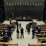 Minirreforma eleitoral reduz controle de gastos partidários; entenda