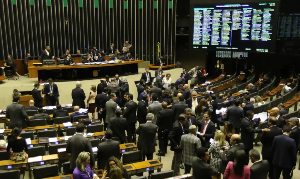 Municípios inadimplentes poderão receber recursos federais 5 municipios inadimplentes poderao receber recursos federais