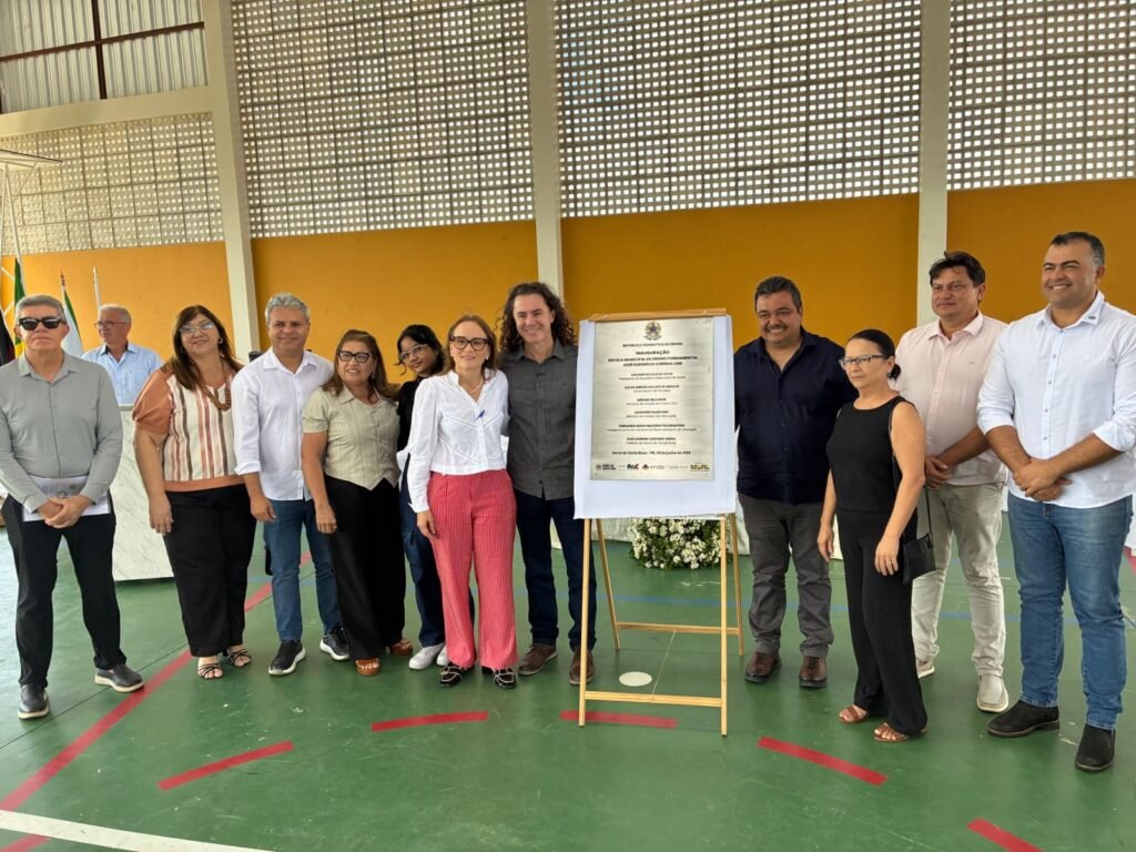 barra de santa rosa ganha escola construida pela prefeitura apos indicacao de veneziano ao pac 3