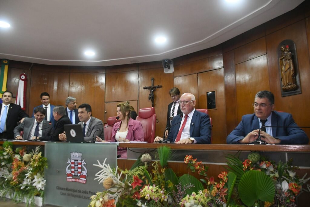 Câmara de João Pessoa aprova licença de parlamentar 15 camara de joao pessoa aprova licenca de parlamentar