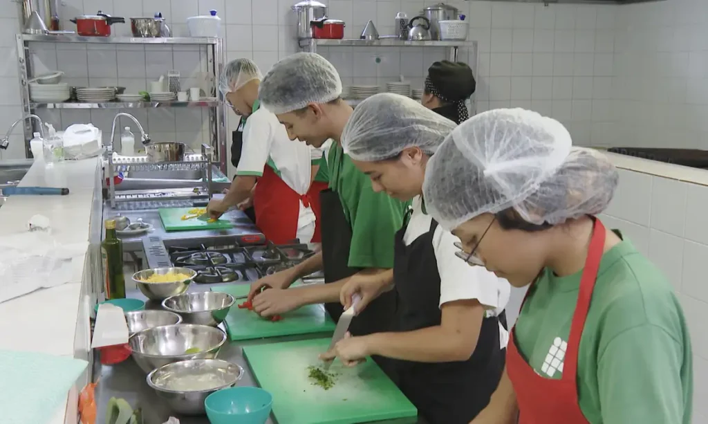 desemprego ate maio cai para 56 o menor ja registrado no periodo